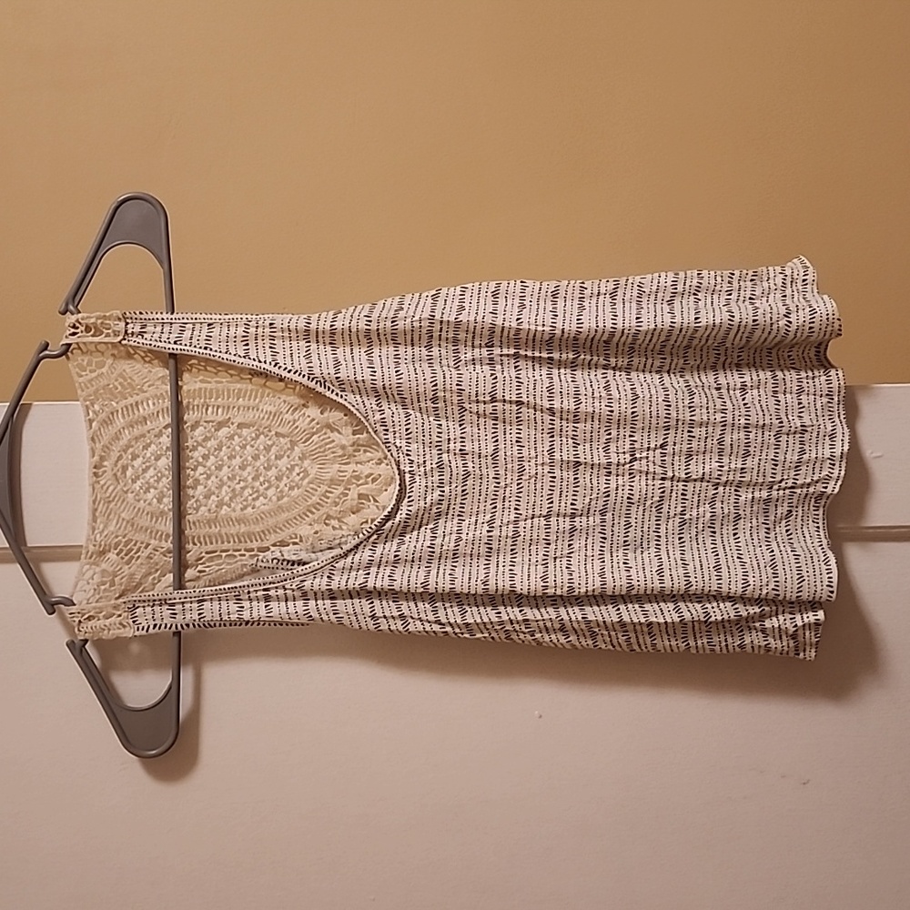 White tank with patterned stripes